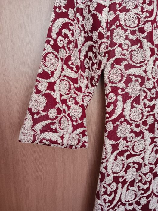 Официална елегантна рокля
25 лв
12,78 €