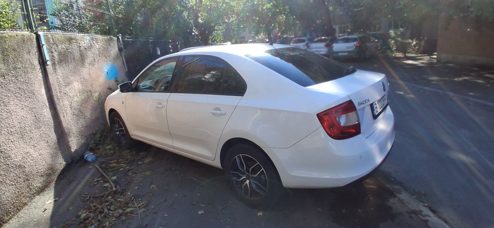 Vând Skoda Rapid