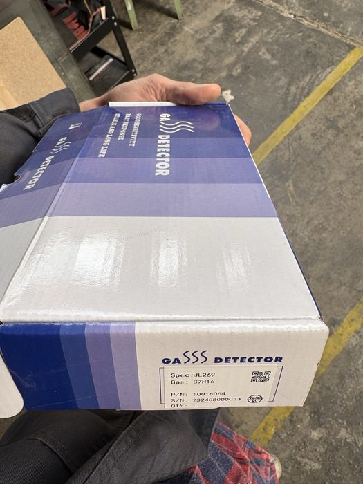 Detector gaz portabil