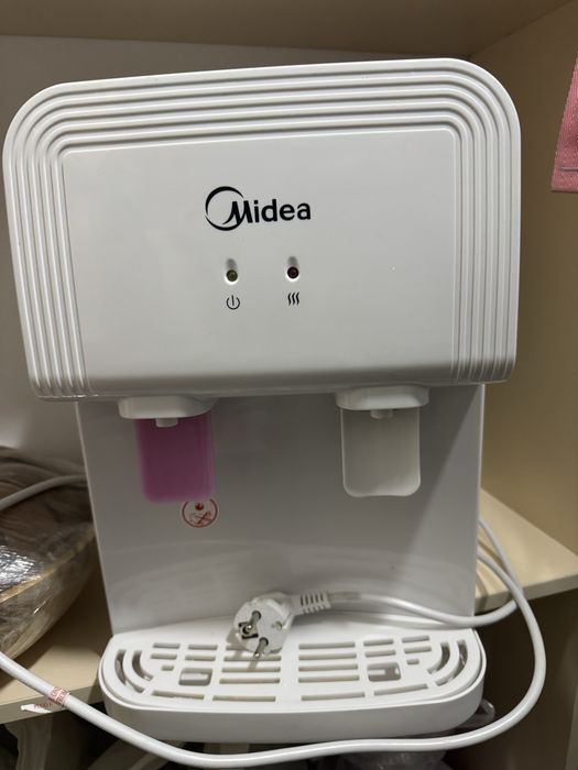 Кулер для воды в отличном состоянии