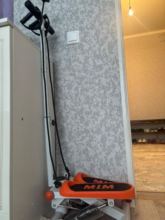 Для домашних тренировок Мини степпер