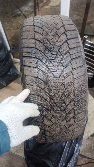 Шины зимние в отличном состоянии