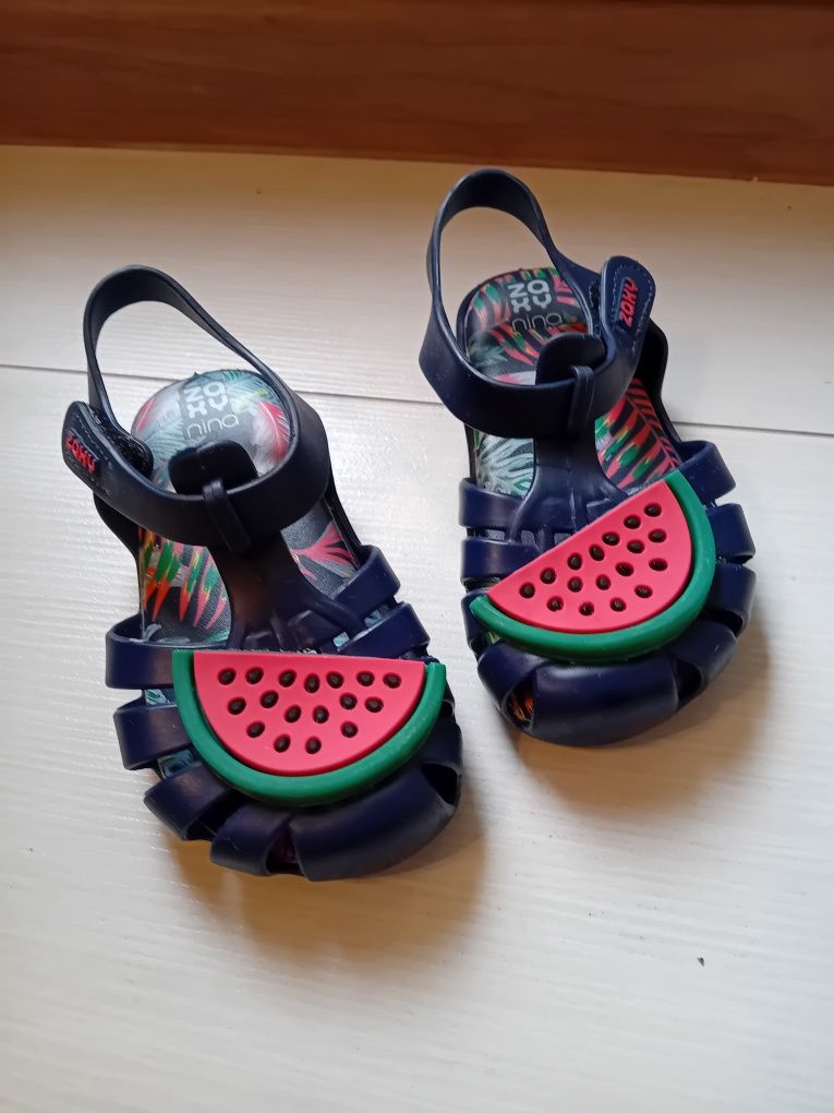 Детски гумени сандали 23 размер