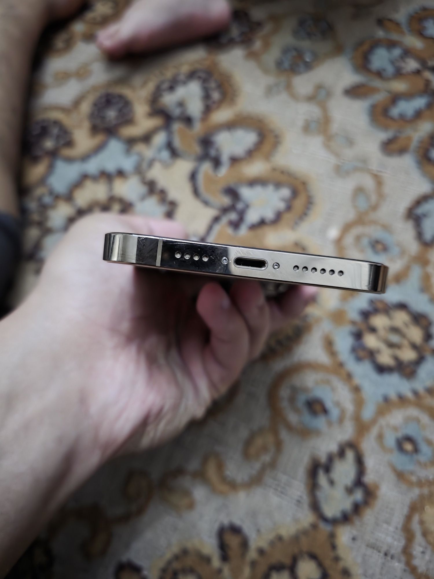 IPhone 13 pro max 128gb gold