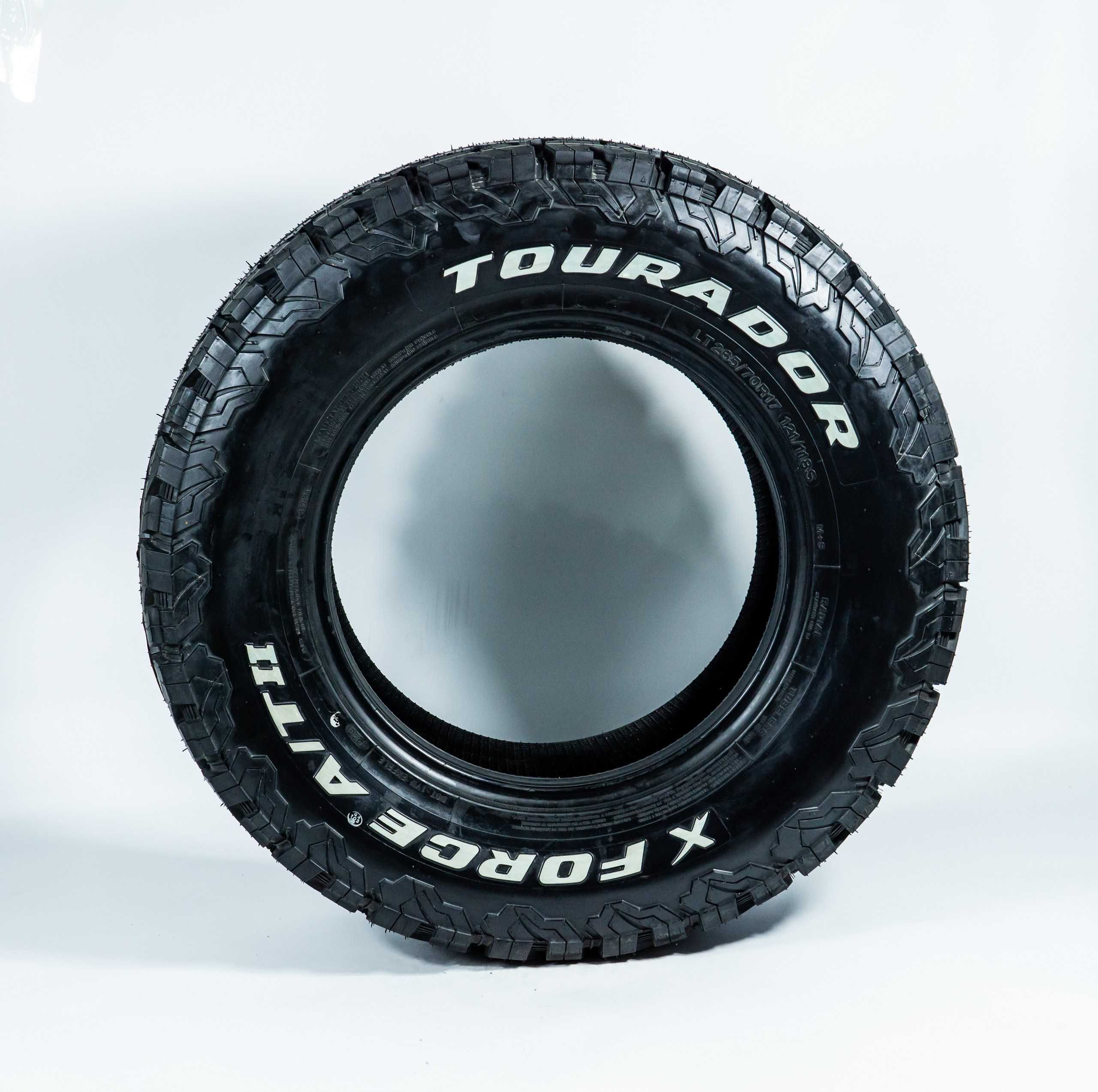 LT265/70R17   118/115S 8PR  — Tourador X FORCE A/T-II