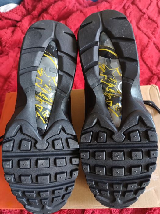 Air max 95 corteiz honey black