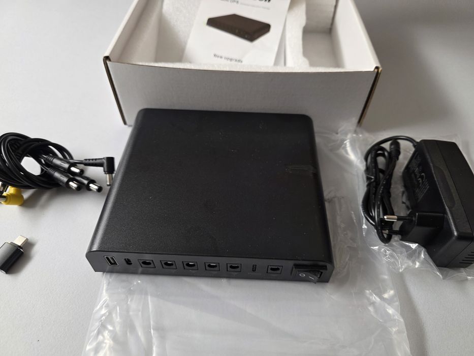 Мини UPS 27000mAh, 12V, 9V, 5V за рутери, видеонаблюдение, фотоапарати