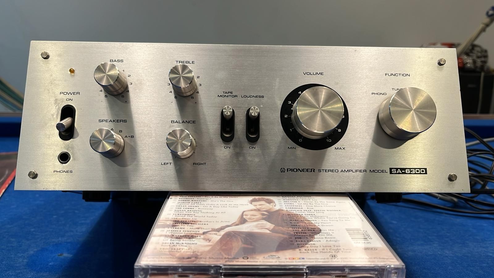 Vând o superbă linie Pioneer cu egalizator CA-100 Foarte RAR..