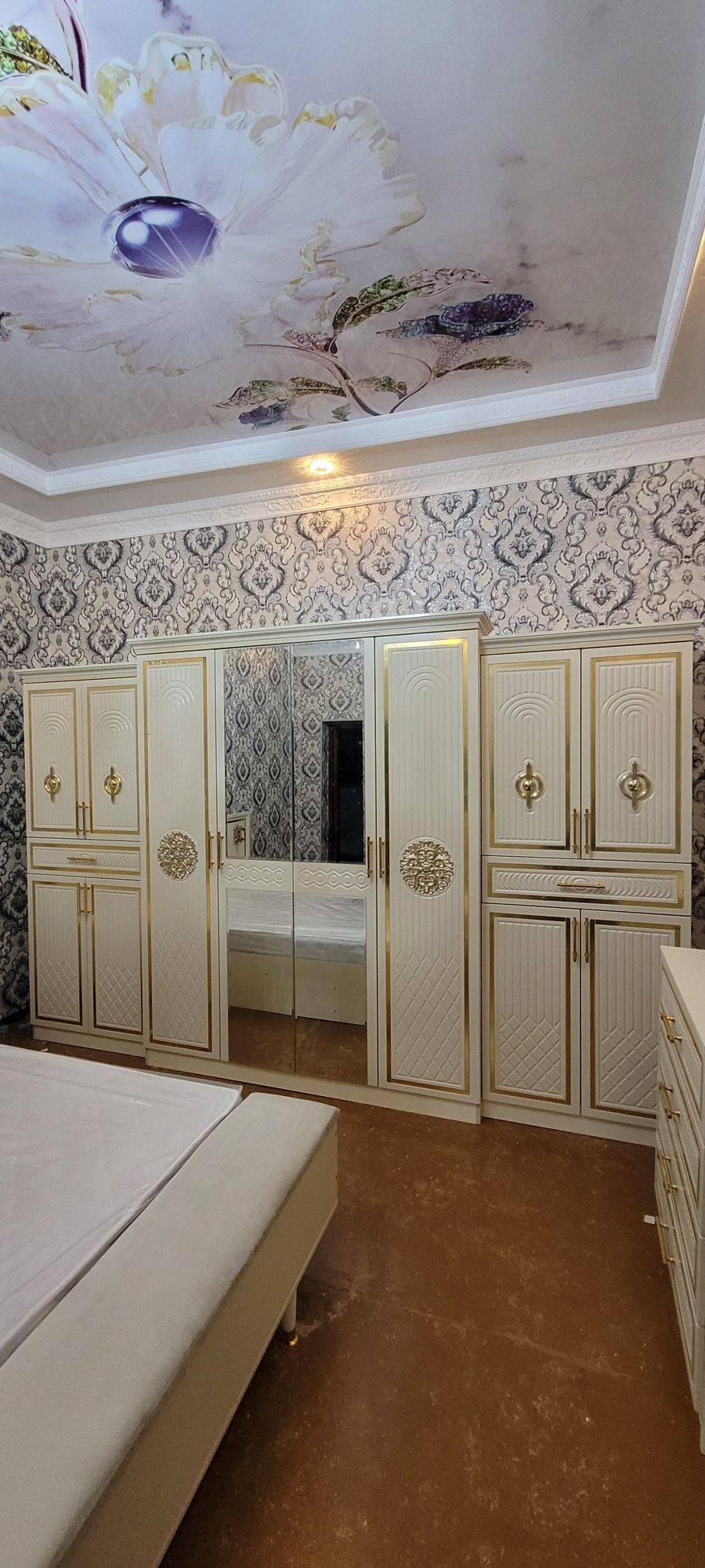 Mebi zakaz olamiz sfatli qilib ishlarini sfatli qilib biqazib beramiz