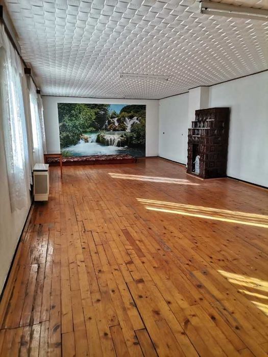 Vând casă în Ocoliș județul Maramureș 446mp și teren 1000mp