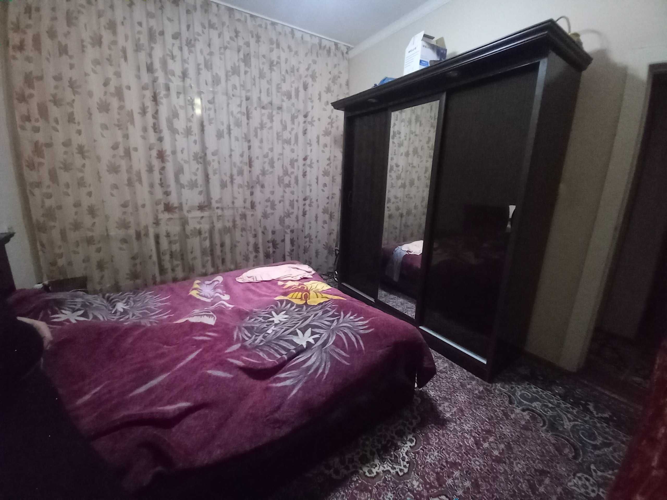 3 Хонали  кирпичный квартира сотилади 7 Гузал