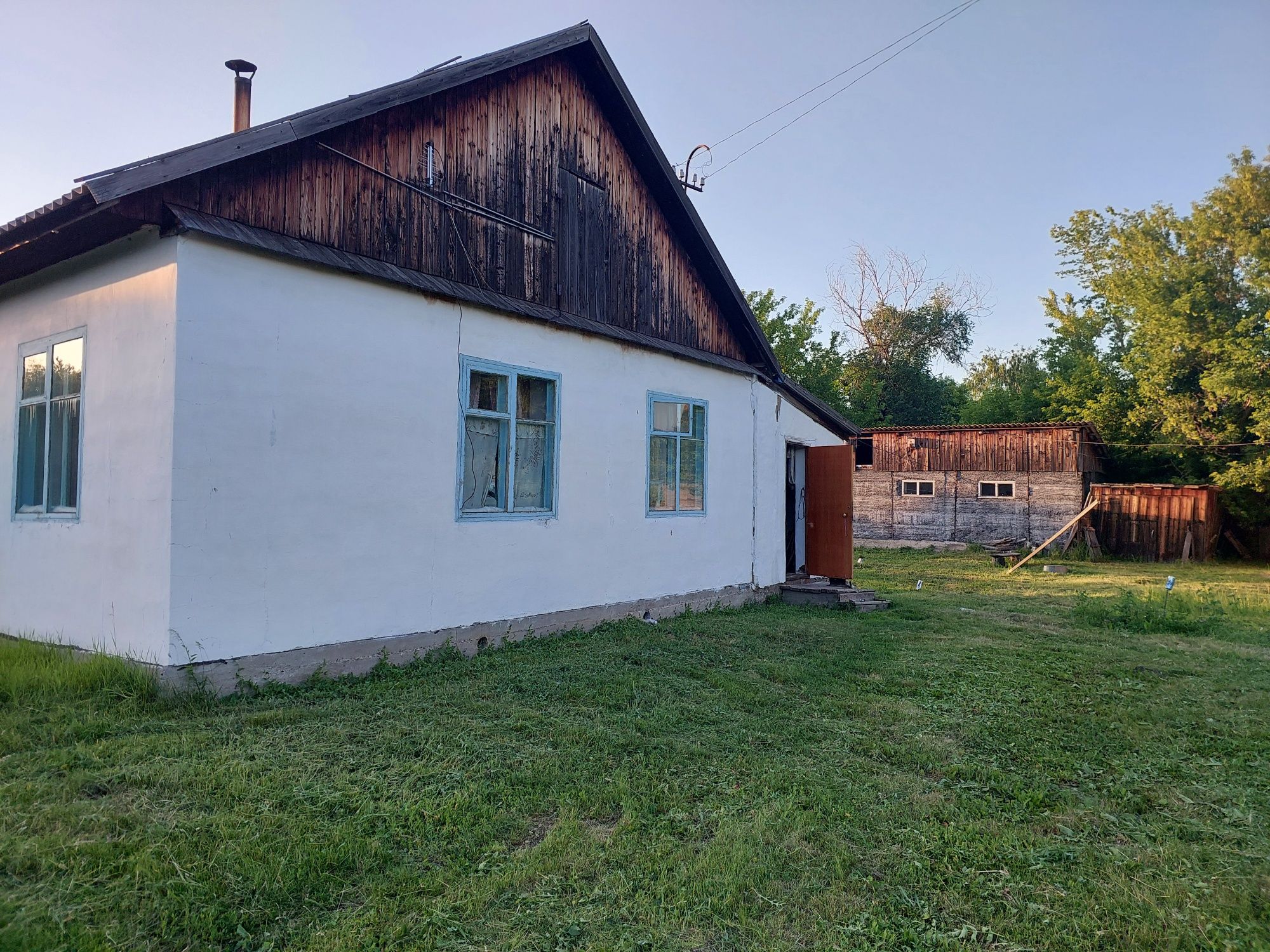 Продам тёплый, большой дом