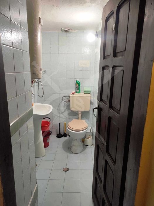 Дава се под наем Двустаен апартамент в Варна, Център - 40 кв.м за 225 € - Снимка #4