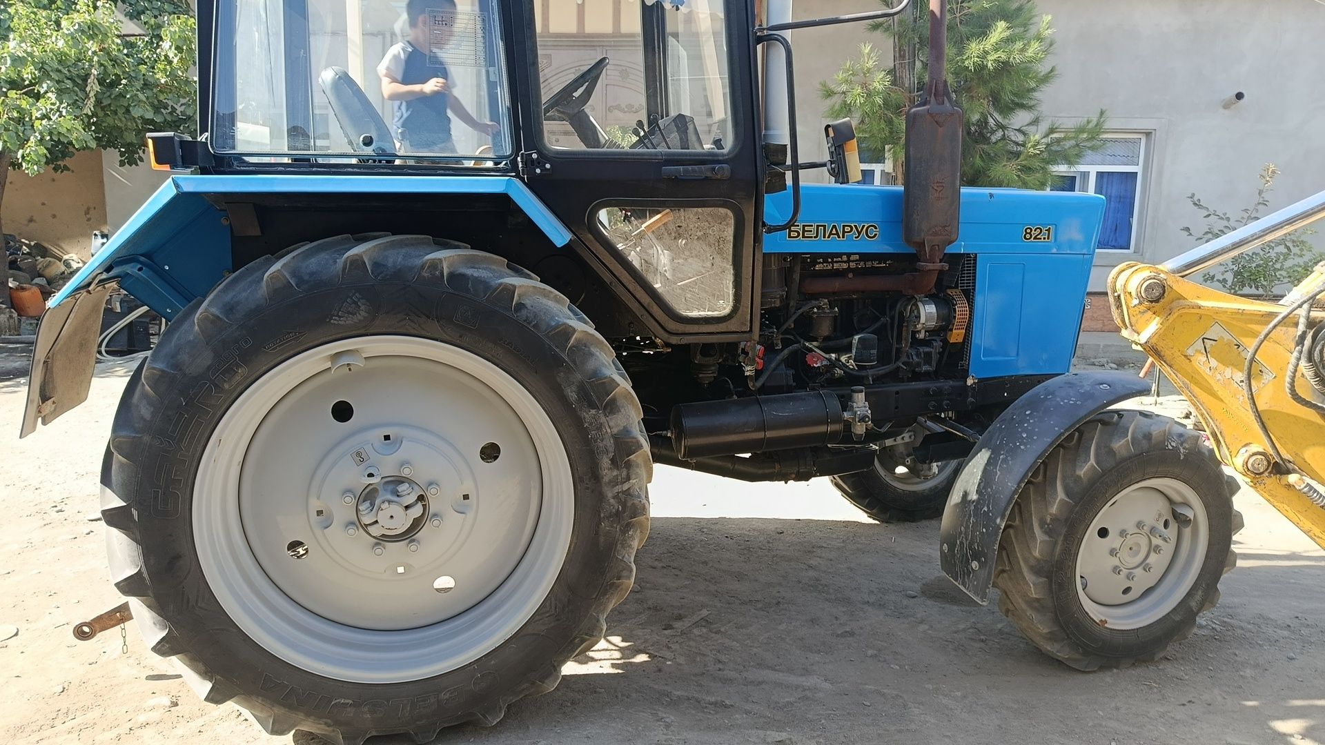 МТЗ беларус 82.1