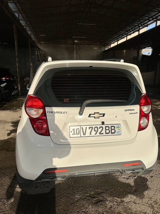 Avtomat Spark sotiladi