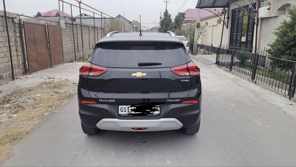 Tracker sotiladi 2023 yil premer toza