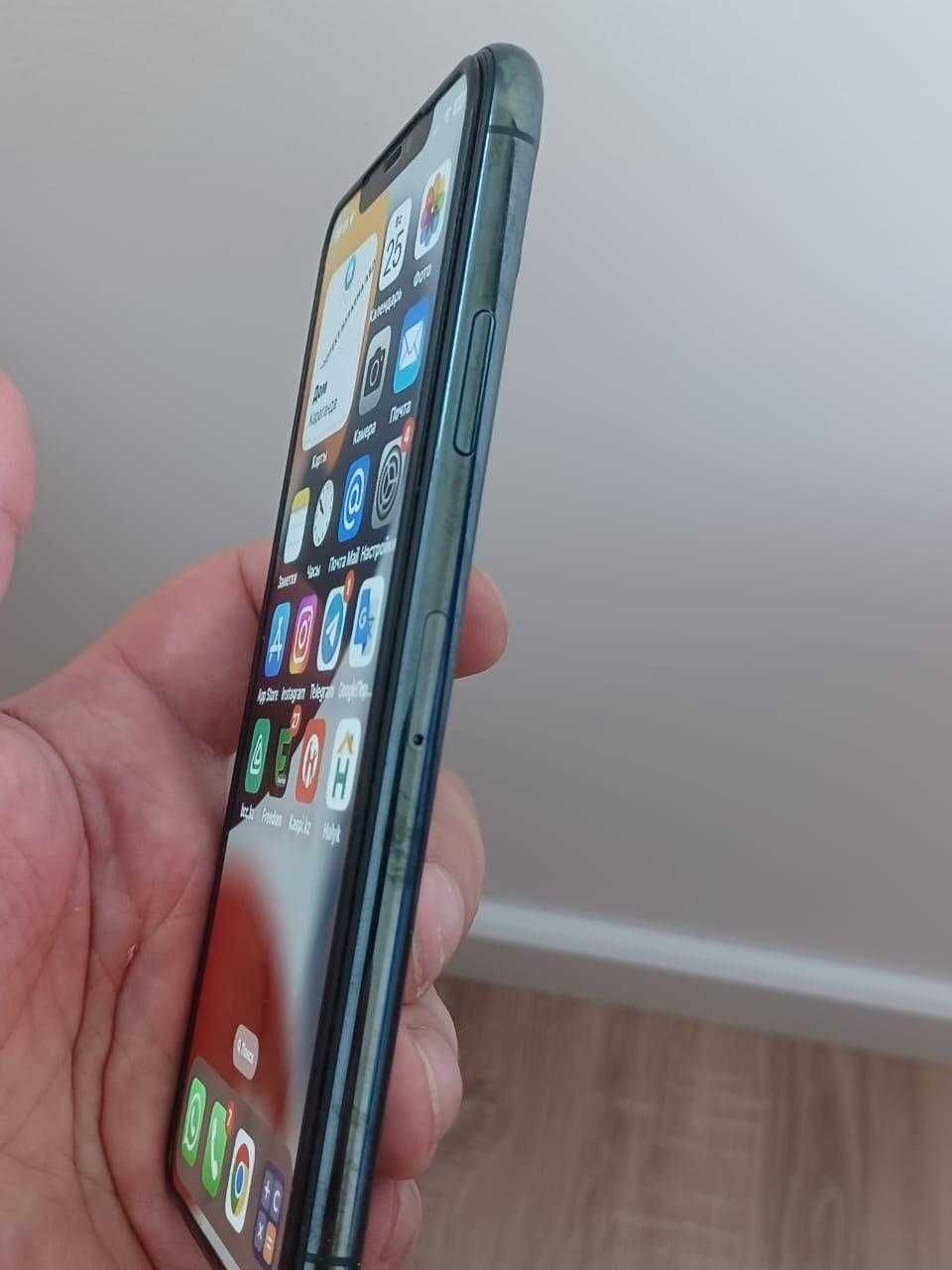 iPhone 11 Pro Max как новый