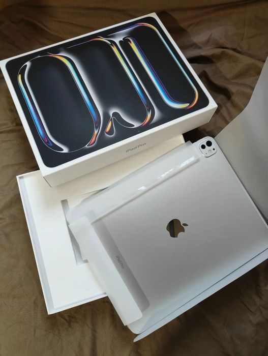 iPad Pro 11” (M4) Silver – 256GB Wi-Fi

Holati: Juda yaxshi
Rang: Silv