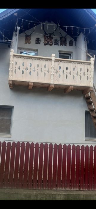 Stâlpi sculptați și scândură ornamentală!