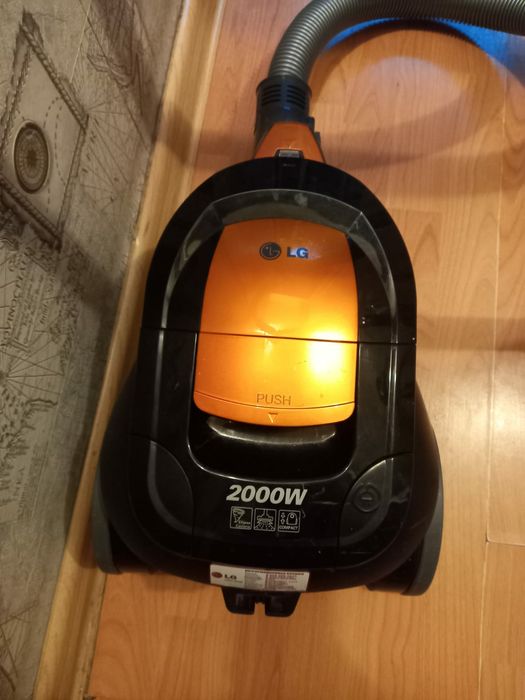 Пылесос LG мощность 2000W