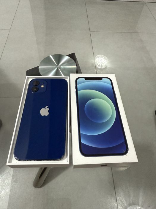 iPhone 12 blue 64GB • aspect 9,5/10 • baterie 97% •