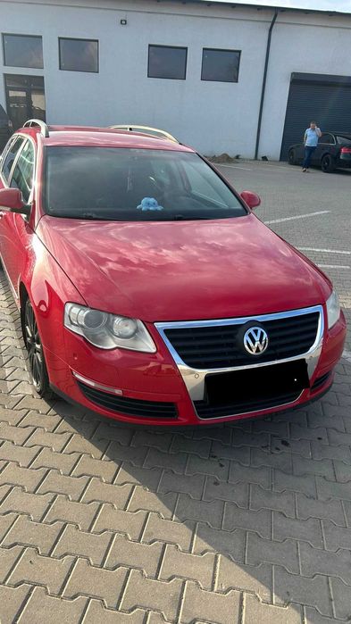 Vând Volkswagen Passat B6 Break – Roșu, elegant și spațios