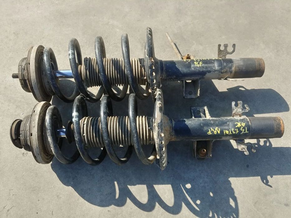 set ansamblu amortizoare cu arcuri fata 1.9 tdi axc vw t5  2003-2008