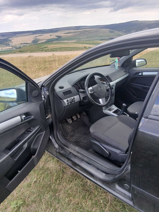 Vand opel astra h 1.6 an 2009