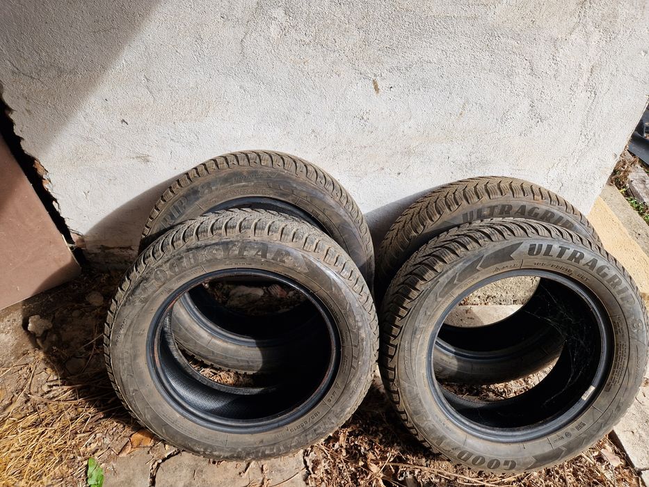 4 броя Зимни гуми good year 185/65/15