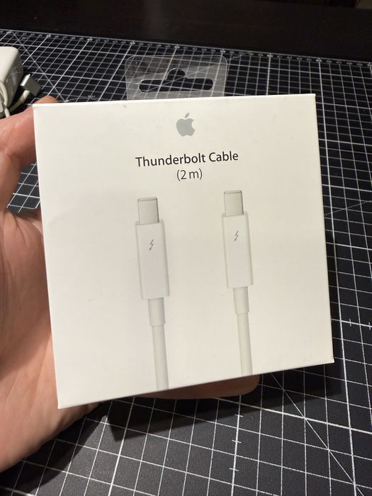 Cablu Apple Thunderbolt 2m A1410