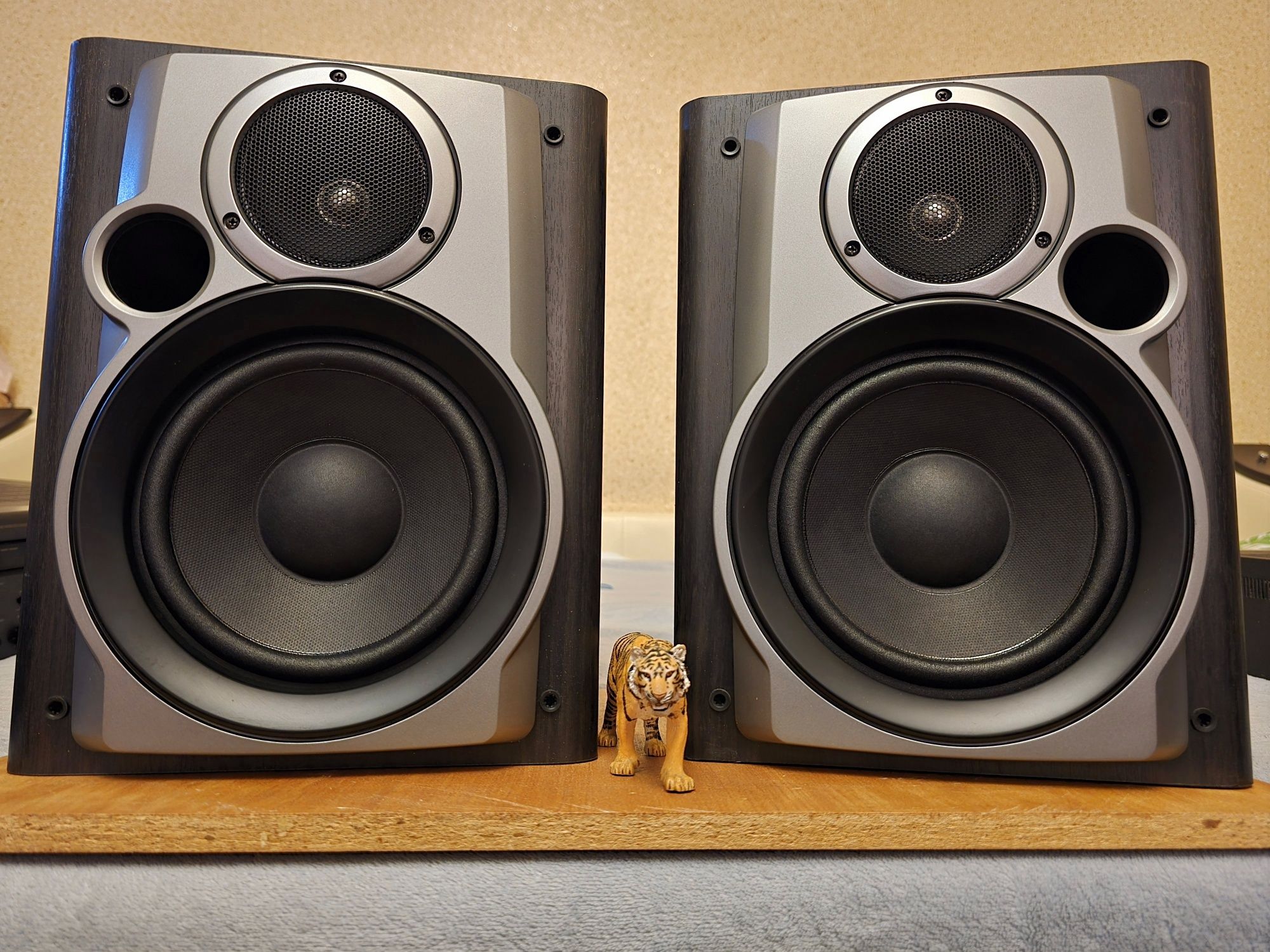 Aiwa SX-NAV85. Boxe raft de calibru. Bass-uri de 17 cm. Preț fix !