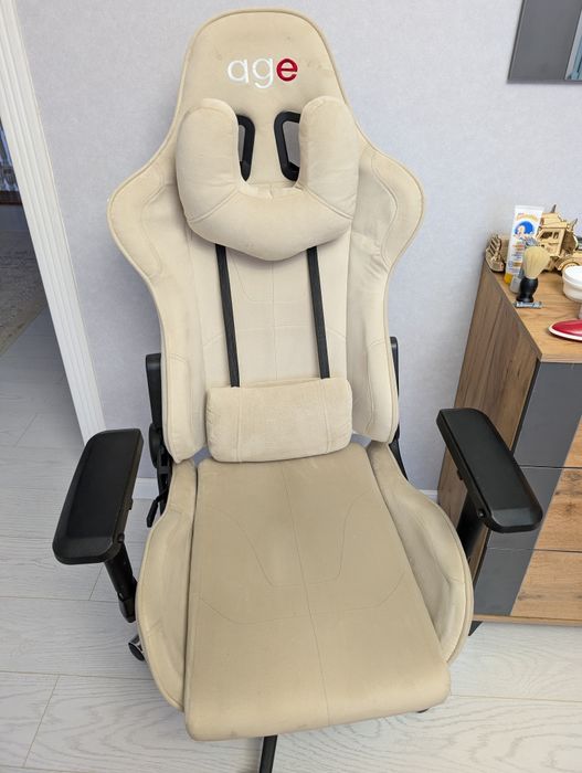 Игровое кресло бежевый