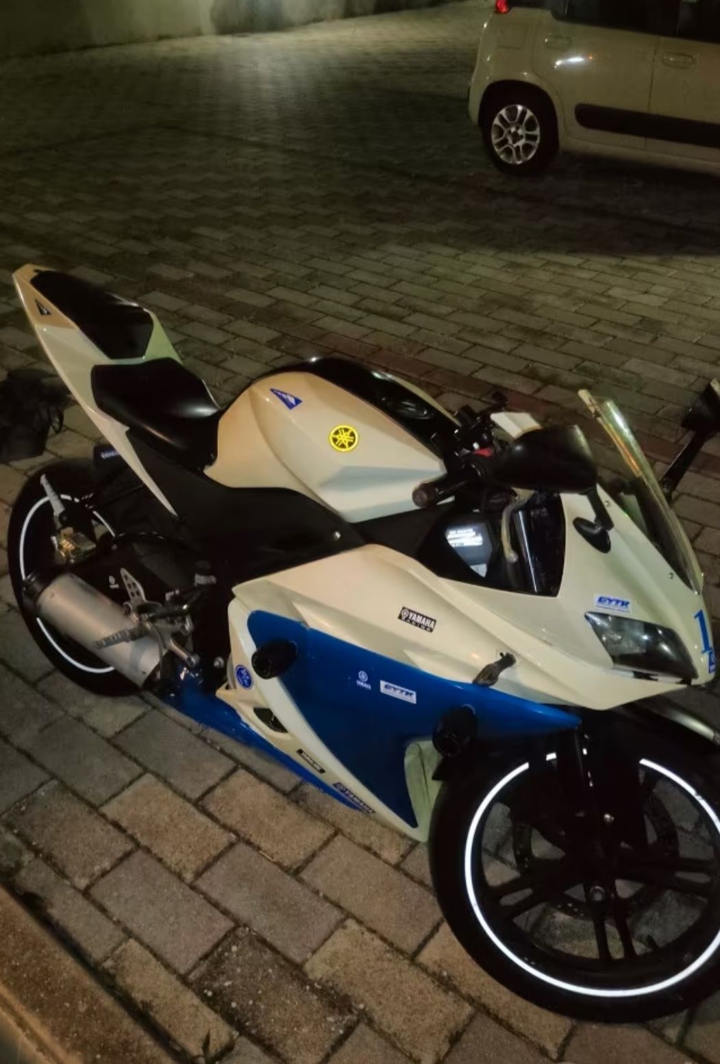 Motocicleta 125 20000 de km 1800 euro