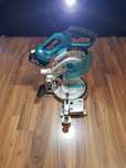 Makita DLS 600,circular staționar cu tăiere la unghi.