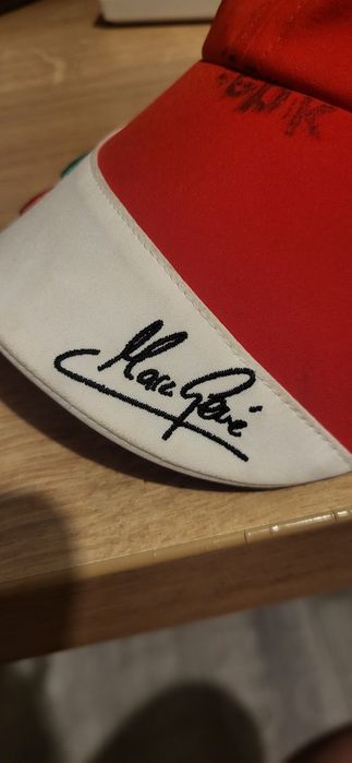 Sapca Scuderia Ferrari cu origine din echipa de F1 Ferrari