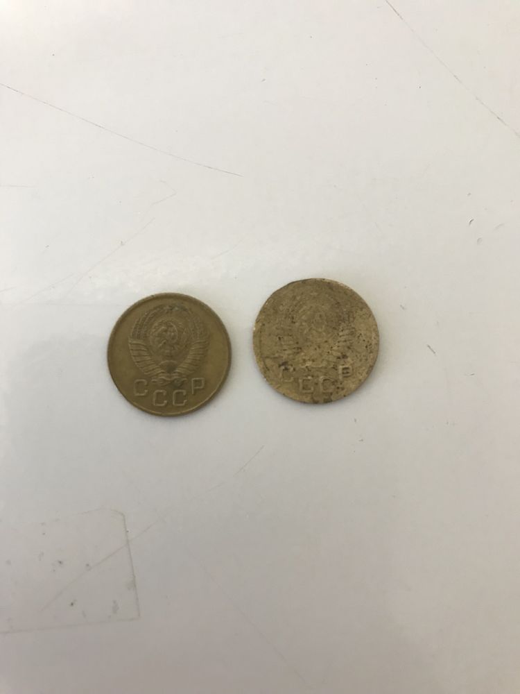 Продам две монеты 1 копейка 1957 года