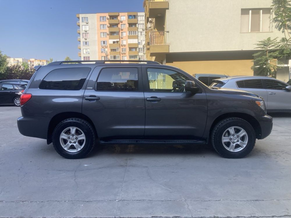 Toyota Sequoia 5.7 Газов инжекцион Регистрирана Облужена Бартер
