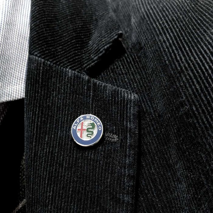 Подарък за собственик на Алфа Ромео Значка Брошка