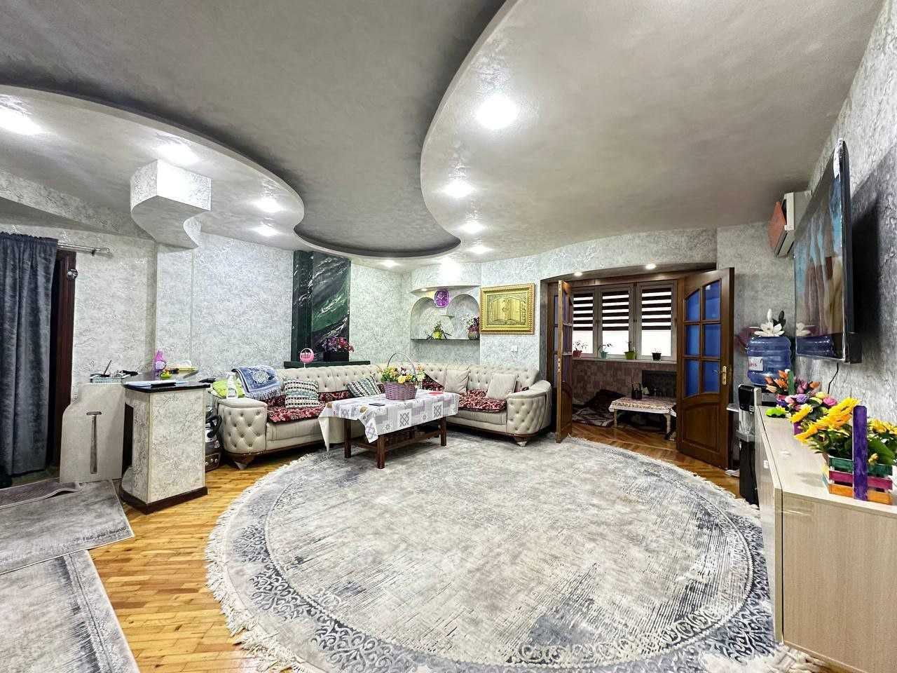5/2/4 Генерала Петрова,ор-р ОВИР Паркентский,кирпич 100м2,сред.ремонт