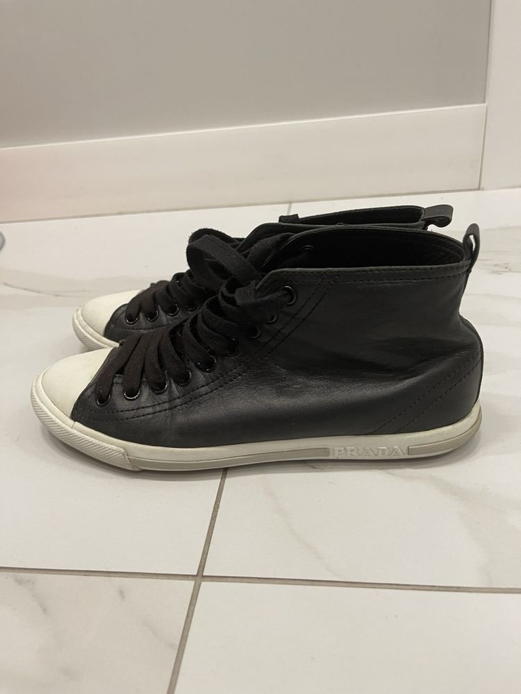 Prada Кожени кецове