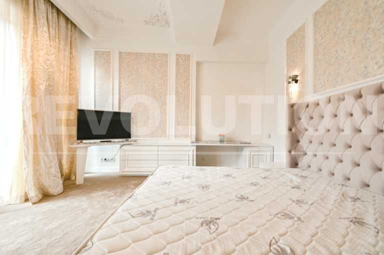 Продава се Четиристаен апартамент в София, Лозенец - 178 кв.м за 4298 €/кв.м - Снимка #16