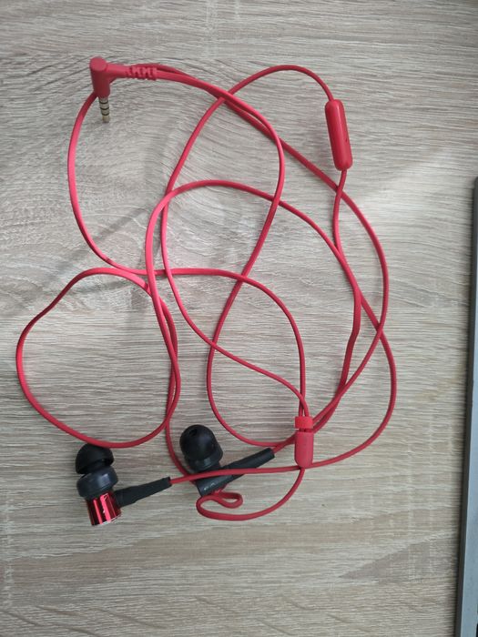 Casti Sony Bass Boost cu fir