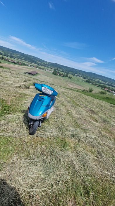 Vând scuter 80cc