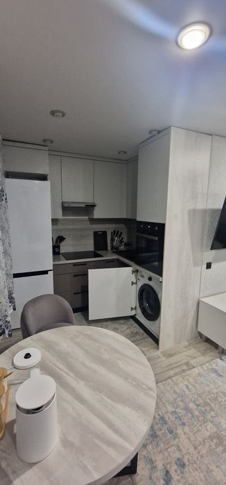 СВОБОДНА !!!Уютная однокомнатная, СПОРТКОМПЛЕКС, Люкс