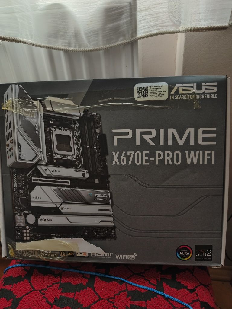 Vând placă de bază Asus Prime X670E Pro Wifi