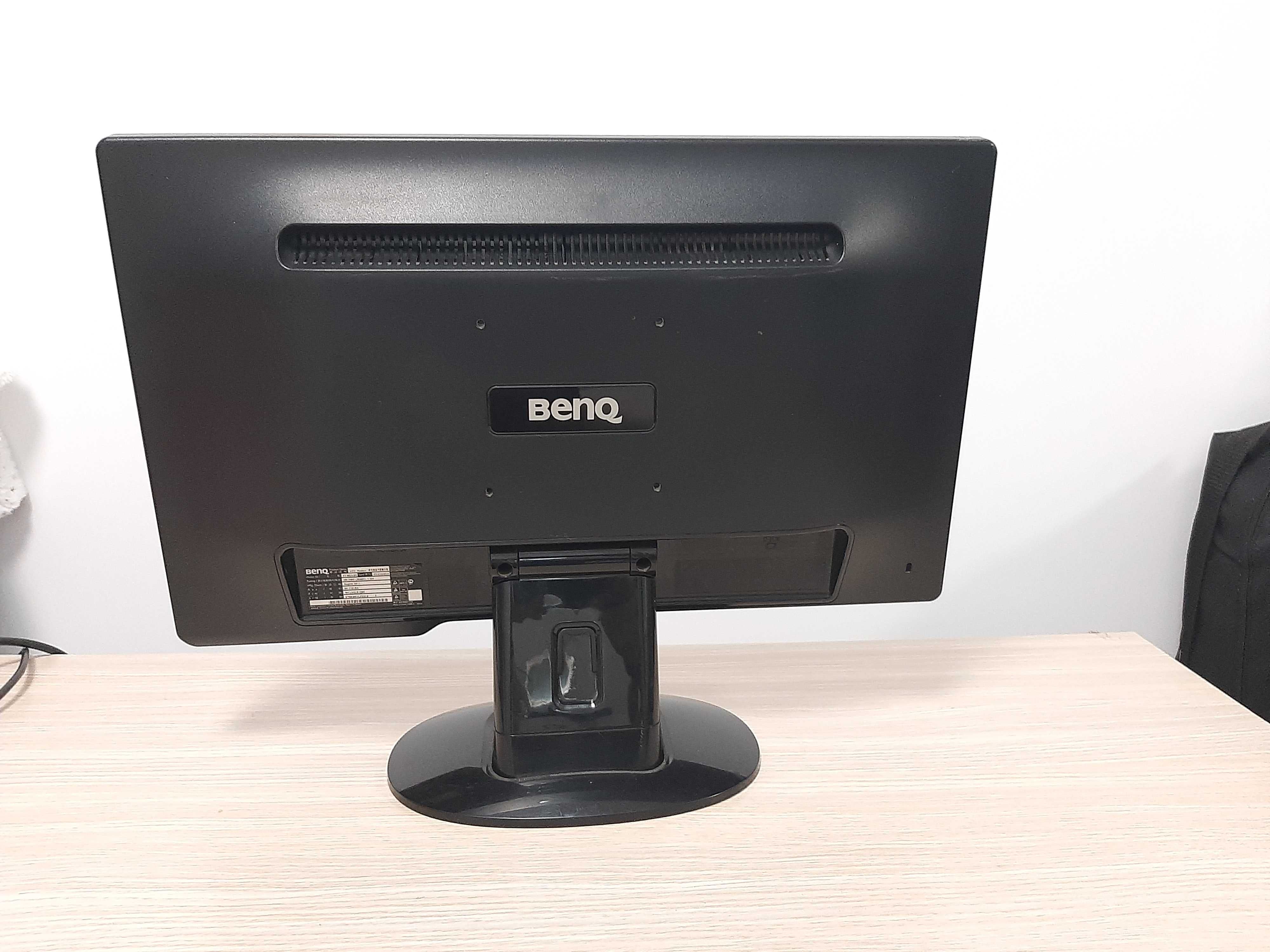 Vând Monitor LCD BenQ