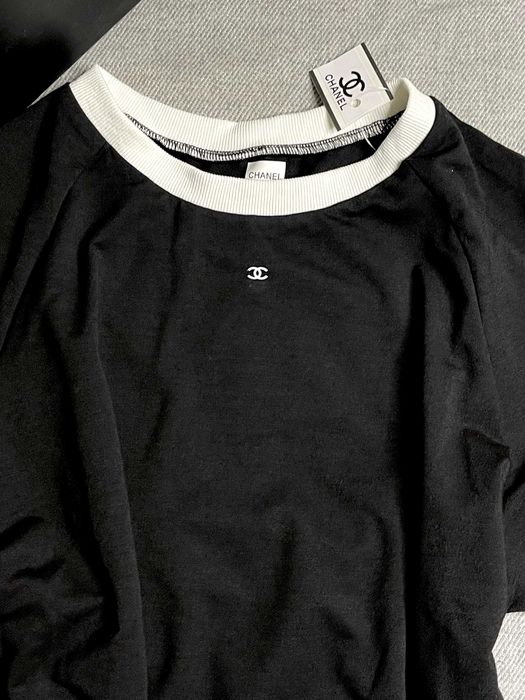 черна блуза суичър шанел с бяло дълъг ръкав chanel