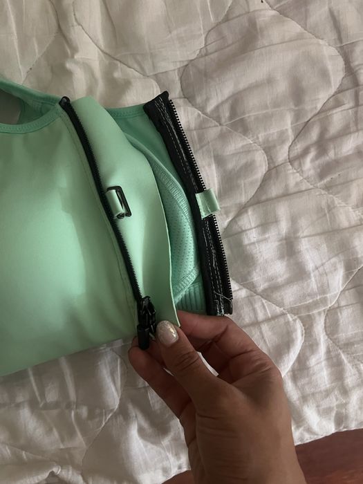 Спортно бюстие nike