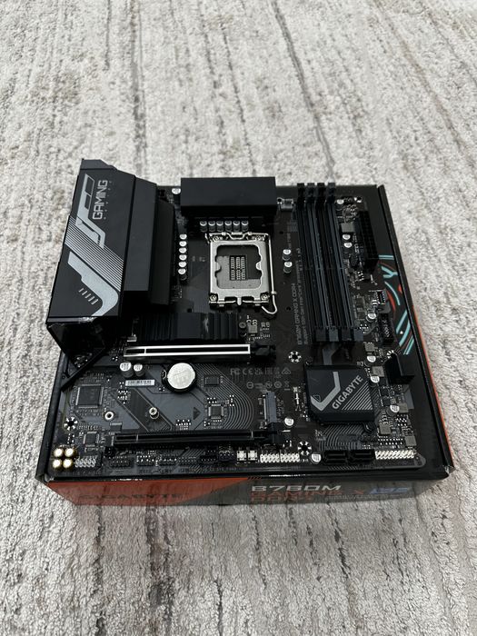 Gigabyte B760M gaming x DDR4