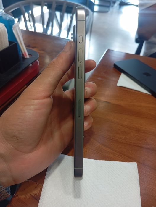 Айфон 15 про мах